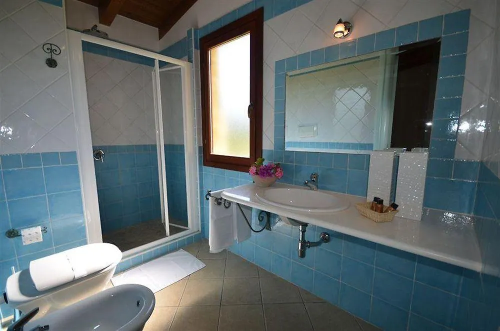 Limone Beach Resort Castiadas
